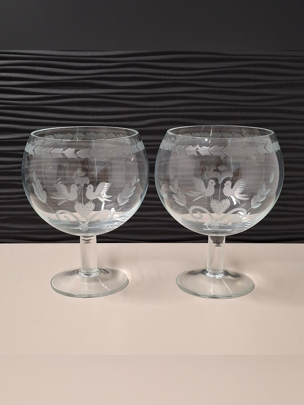VTG Tiffany & Co Lovebird Crystal Water Wine Goblets Set of 2